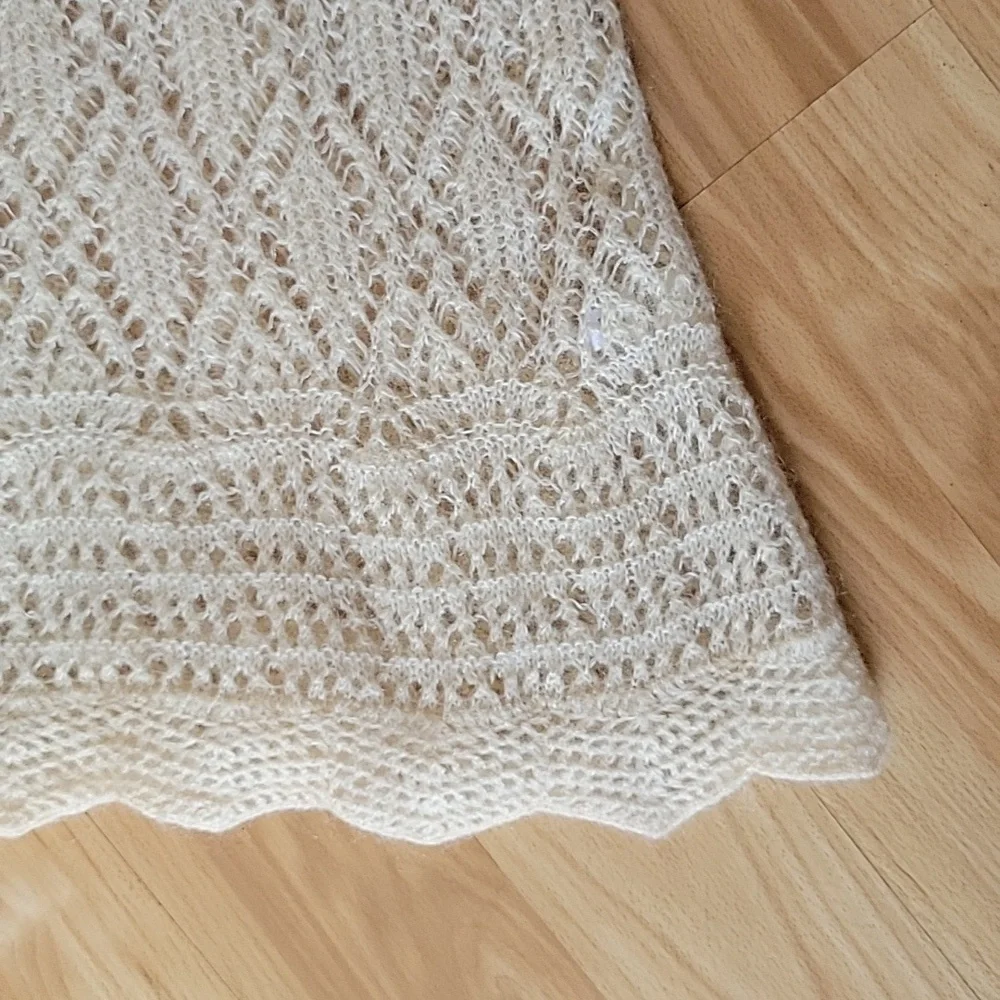 Express Crochet Tank Style Top - Picture 5 of 8